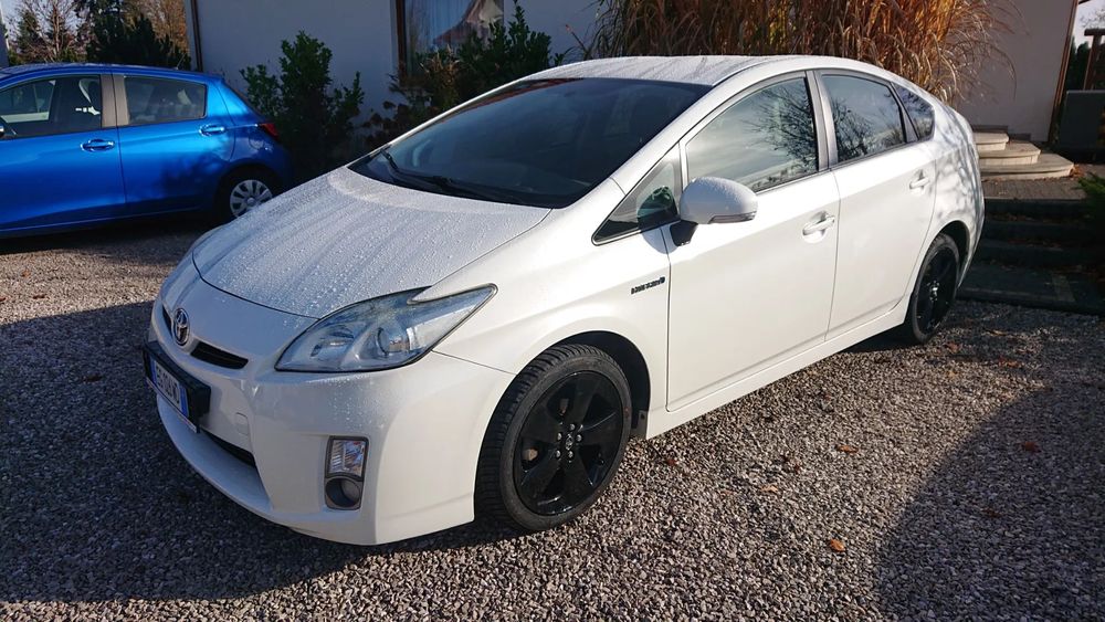 Toyota Prius Nie Taxi Biała Perła Wersja Active Plus Hud