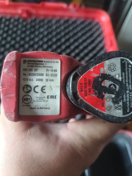 Novopress axi 102,aap 102 zaciskarka kaplet.prineto