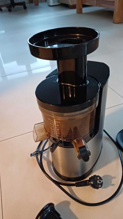 Hurom HF 26 wyciskarka wolnoobrotowa do soków