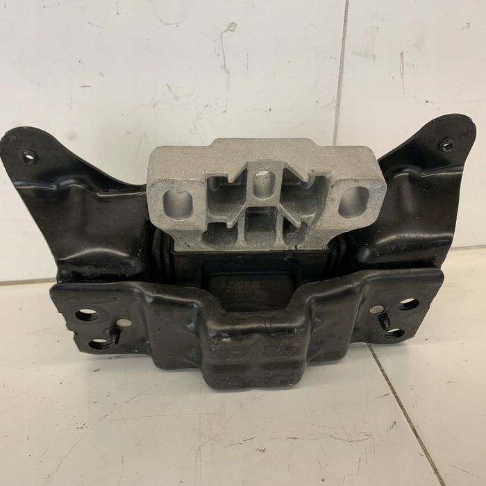 Łapa Skrzyni Biegów Vw Golf 7 Vii 5G 1.5 Tsi 18R