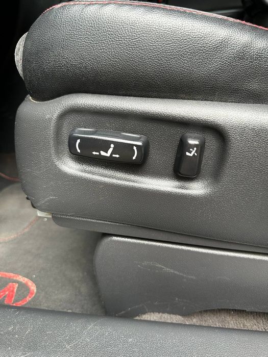 Продам Kia Carens 7мість