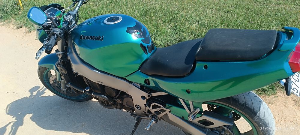 Vendo Kawasaki Ninja ZXR 750