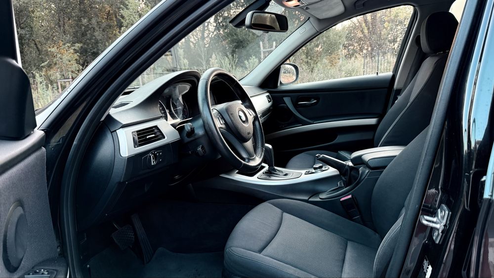 BMW 320D Auto Sport Line 2011