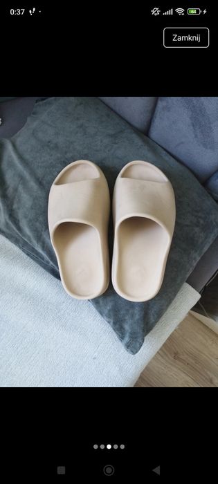 Sprzedam klapki Adidas Yeezy r. 37