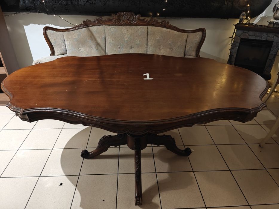 Sprzedam stół drewniany