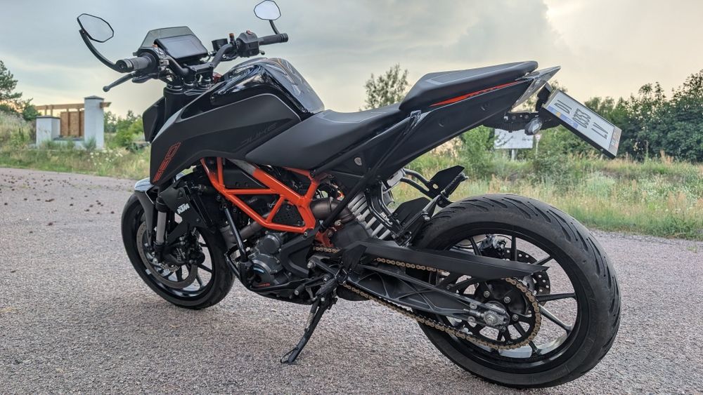 Мотоцикл KTM duke 390