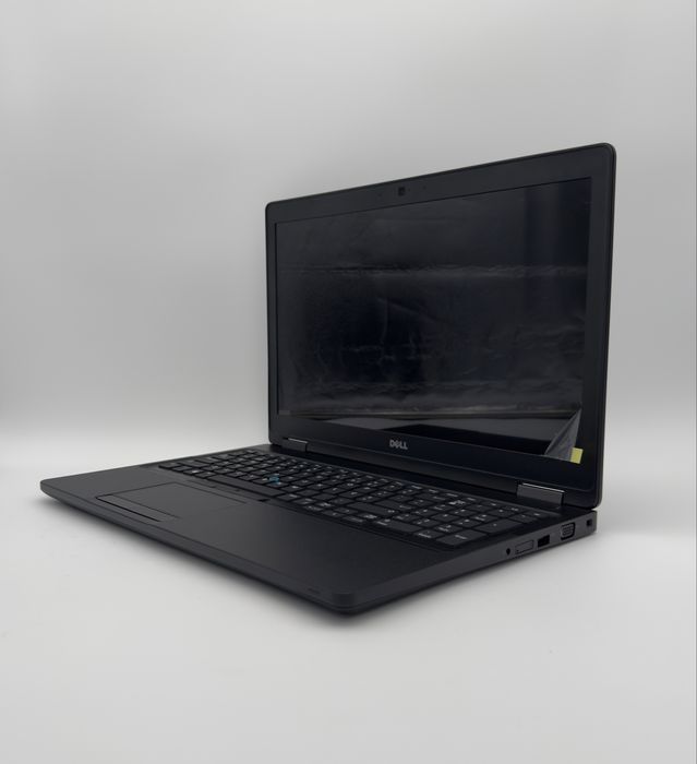 DELL Latitude 5580 | I5-6200U | 8Gb | 240Gb SSD |15.6"| 1 ANO GARANTIA