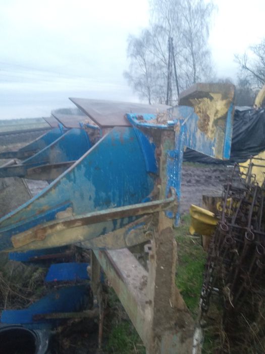 Pług 3 skibowy.obrotowy