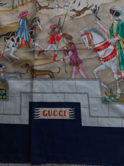 Платок шарф хустка Gucci