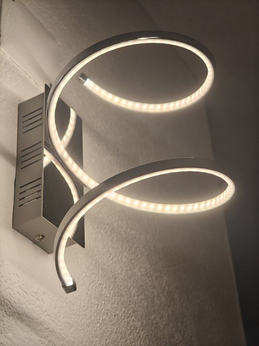 Aplique parede Conforama Spirale - LED424178648204584961