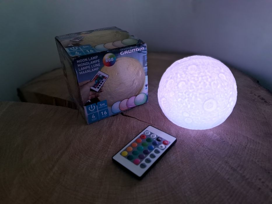 Світильник нічник RGB місяць Grundig Германія