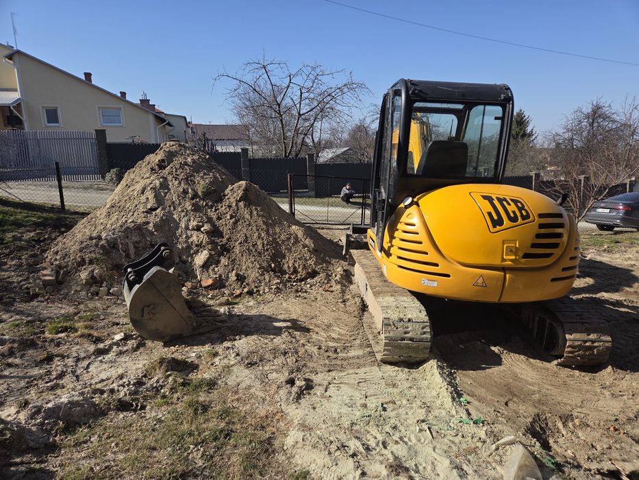 Послуги екскаватора 5.5 т.