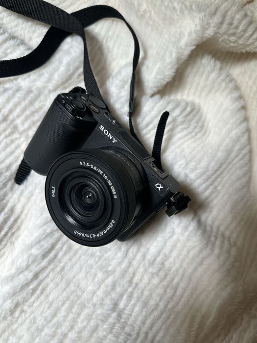 Sony ZV-E10 II + 16-50mm. Ідеальний стан