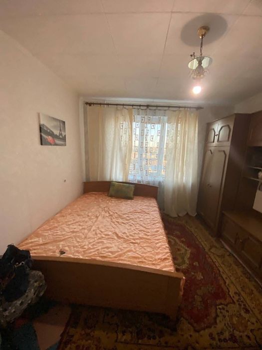 Кімната в гуртожитку. Раково