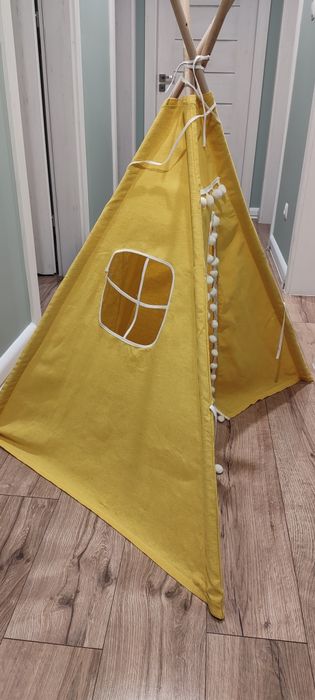 Namiot tipi żółty