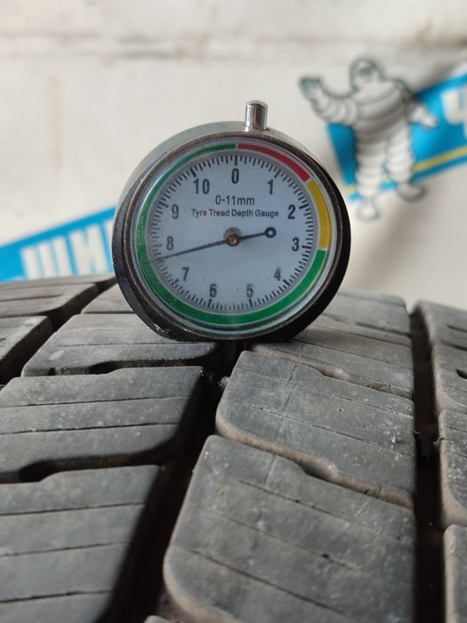 235 65 r16c cleber m+s 24-й рік