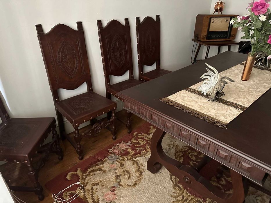 Casa de Jantar em bom estado