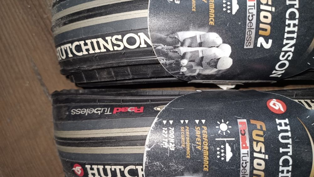 Pneus bicicleta de estrada