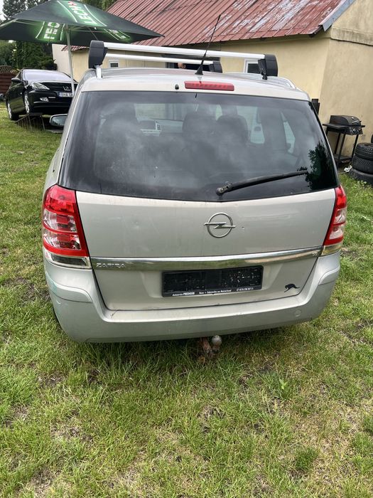 Opel zafira B Lift na czesci