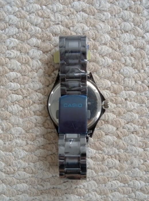 CASIO relógio vintage analógico novo