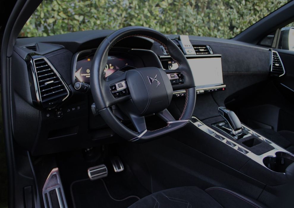 DS DS7 Crossback E-Tense Performance Line EAT8
