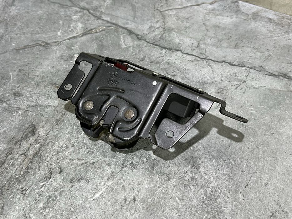 Замок Ляди Кришки Багажника БМВ Е46 Універсал BMW X3 Е83 7057364