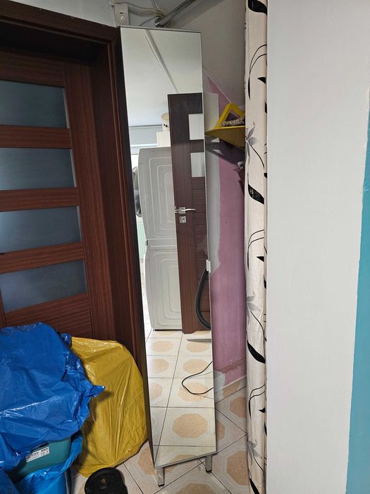 Szafkę stojącą sprzedam