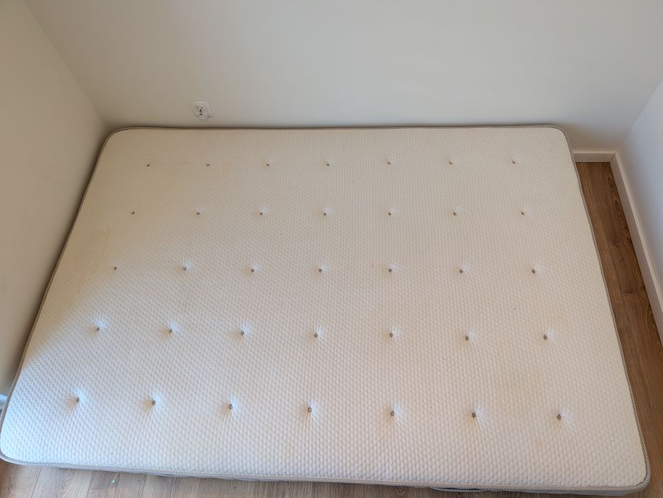 Materac 140x200 IKEA Hesseng