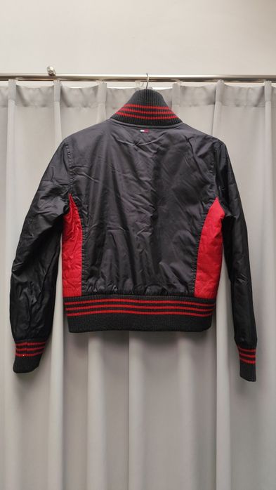 Krótka kurtka_Tommy jeans