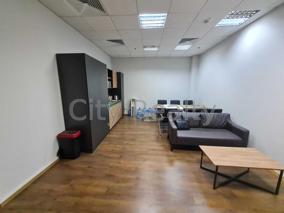 Офіс 152 м.кв. вул. Верхній Вал 4А Поділ метро Контрактова площа Без%