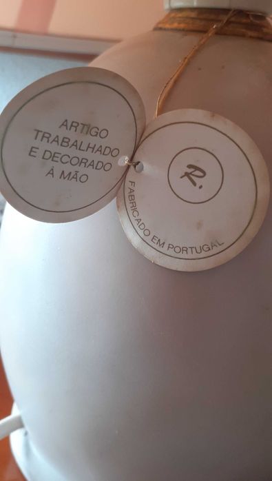 Candeeiros pintados à mão