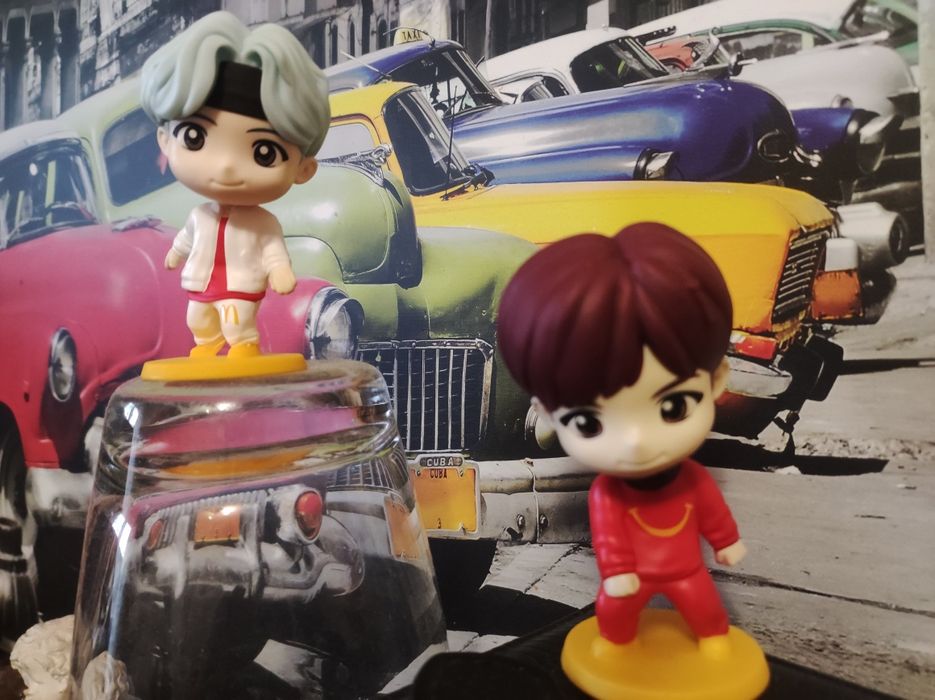 Фігурка J-hope, Suga (BTS) Mcdonalds 2025