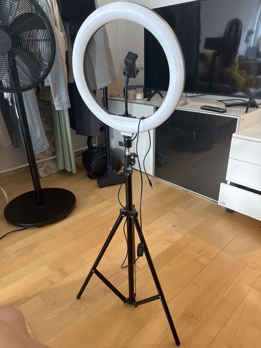 Statyw do telefonu, 3 rodzaje swiatla