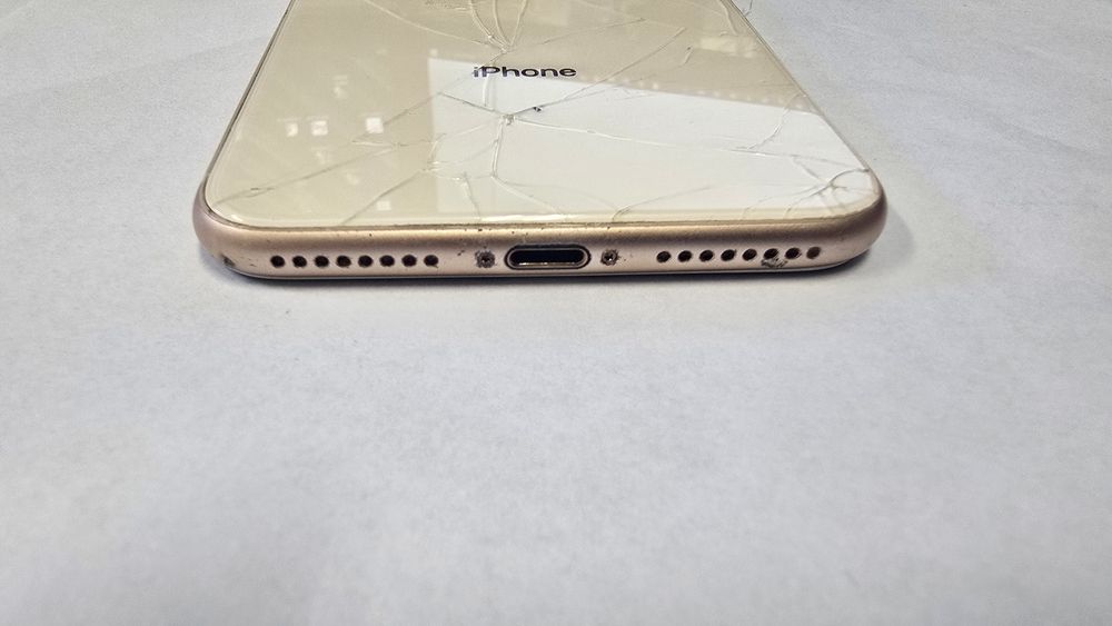 iPhone 8 Plus 64GB