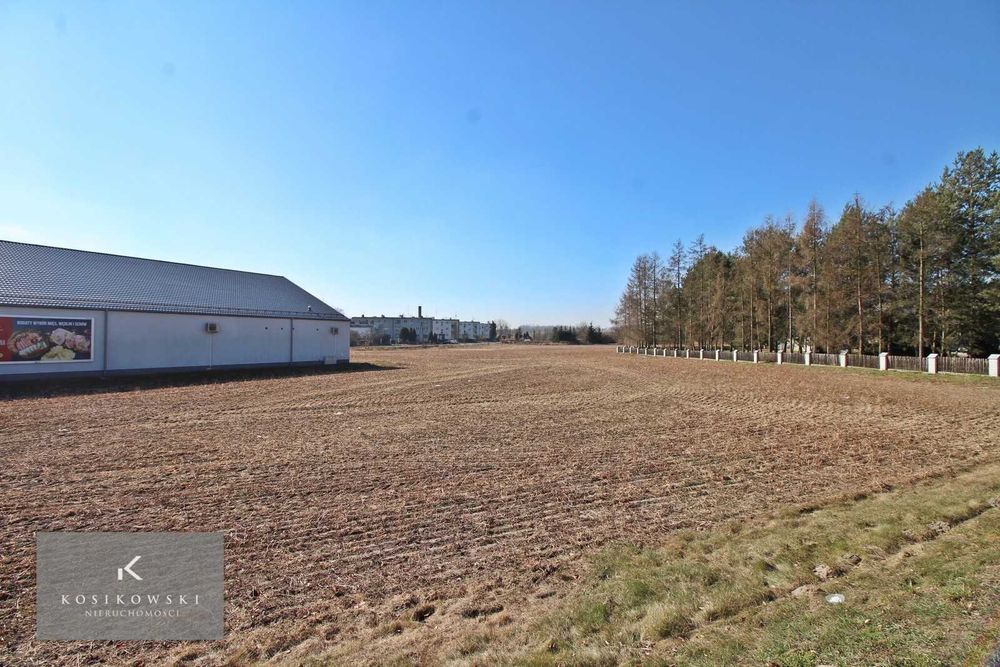 Działka inwestycyjna m. Domaszowice przy drodze DK42