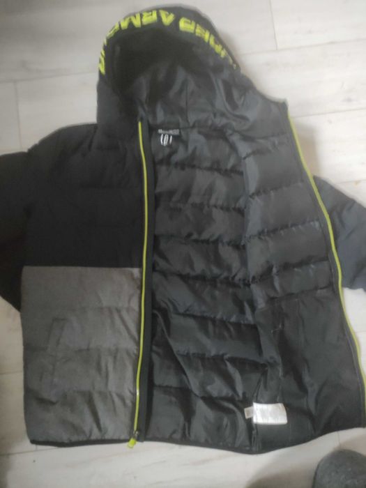 Młodzieżowa kurtka under armour