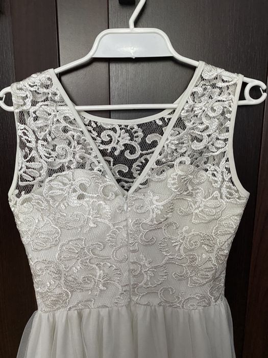 Sukienka jasne ecru 36