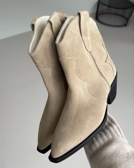 Жіночі казаки замшеві 38-24.5 см