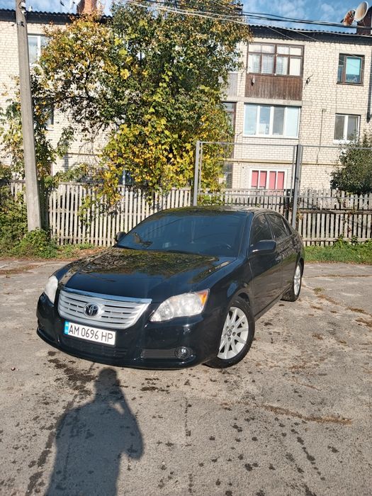 Продам Toyota Avalon 2008  3.5