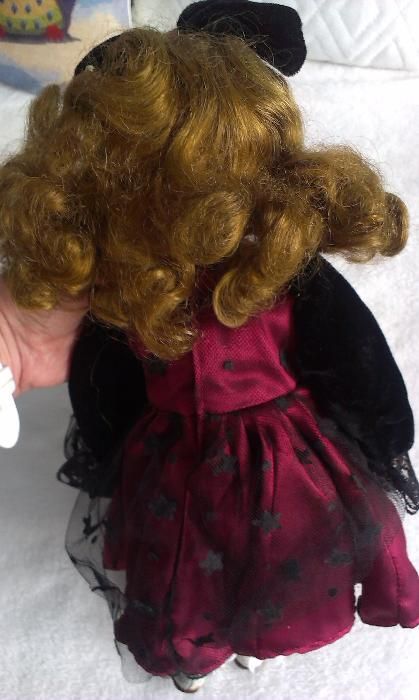 Ceramiczna lala ……..