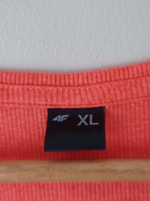 Sportowa bluzka bez rękawów casual basic Xl  koralowy 4F