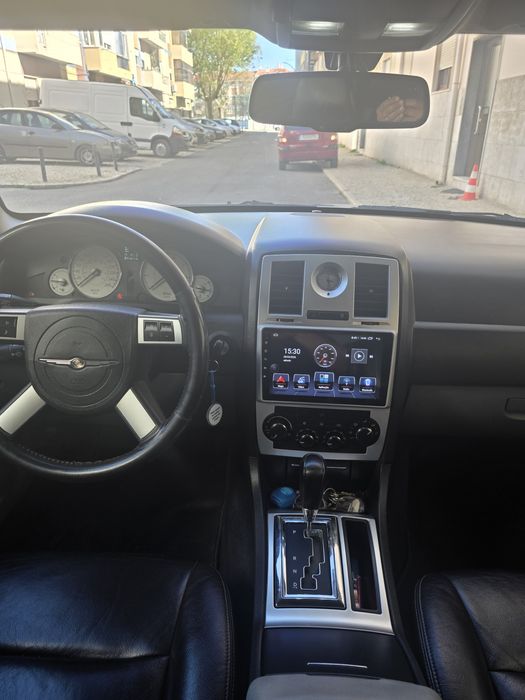 CHRYSLER 300C.   2009