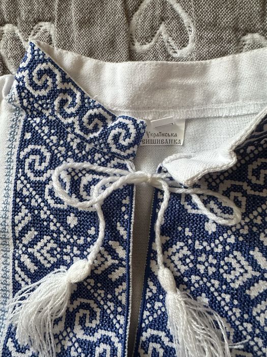 Продам вишиванку для хлопчика 7-8років