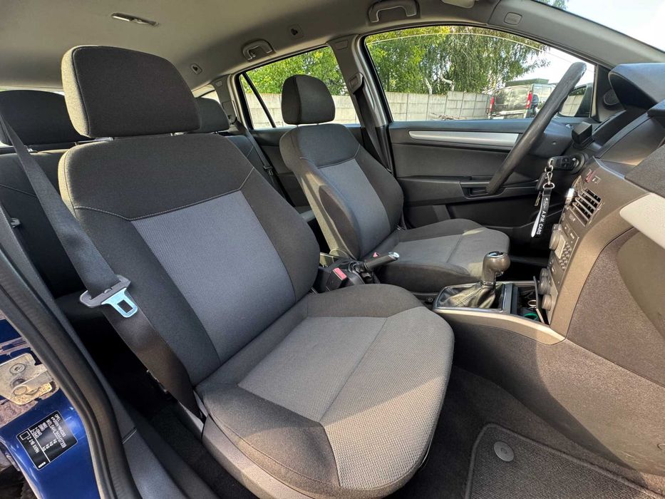 Opel Astra / 1,6 benzyna + gaz / Klima