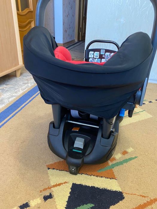 Продам автокрісло Britax Romer