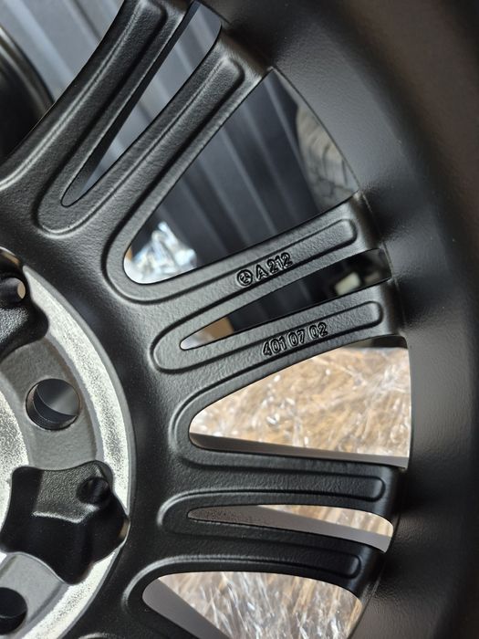 Продаж оригінальних дисків на Mercedes 7, 5JXR16 ET45,5