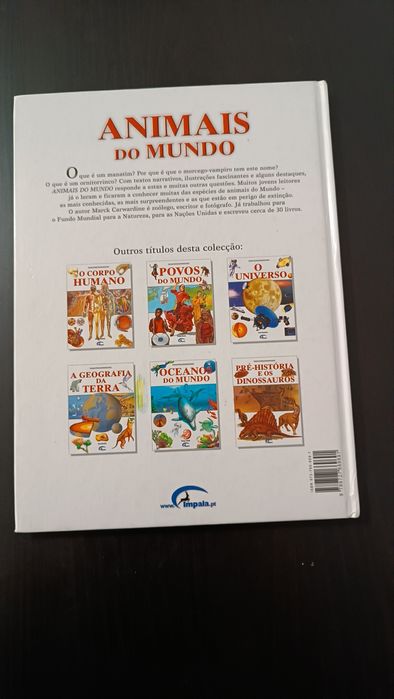 Livro " Animais do Mundo"