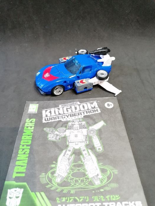 Transformer autobot tracks