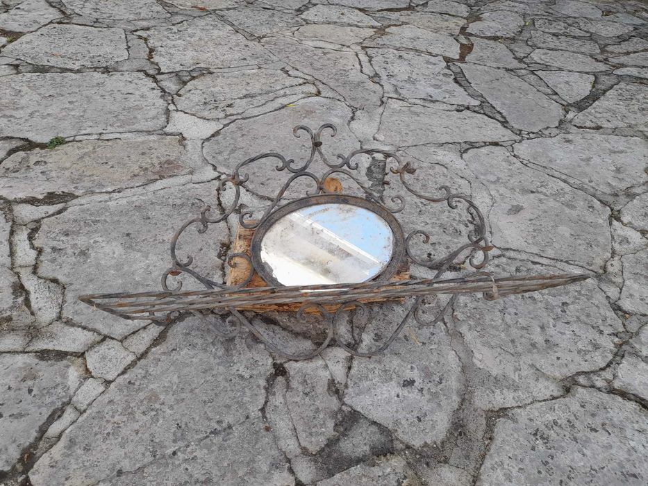 Conjunto Antigo Metálico de Entrada de Casa