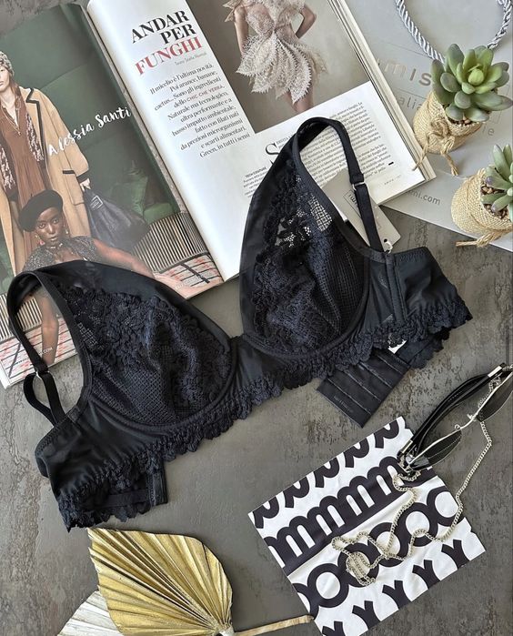 Красивий бюстгальтер Intimissimi, різні моделі